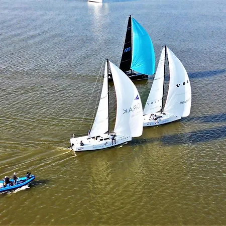 Appartement Marina Relax - Widok Na Jezioro, Parking Podziemny, Winda, Netflix, Tv55