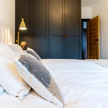 شقة Marina Relax - Widok Na Jezioro, Parking Podziemny, Winda, Netflix, Tv55