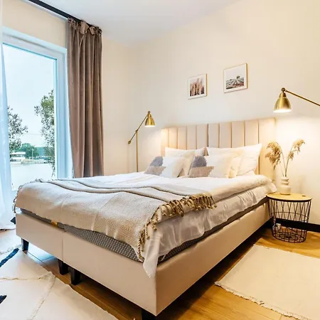 شقة Marina Relax - Widok Na Jezioro, Parking Podziemny, Winda, Netflix, Tv55
